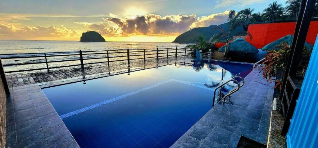ออร่า มารีนา แซนด์ บีช รีสอร์ต Hotel บาแลร์ ภายนอก รูปภาพ
